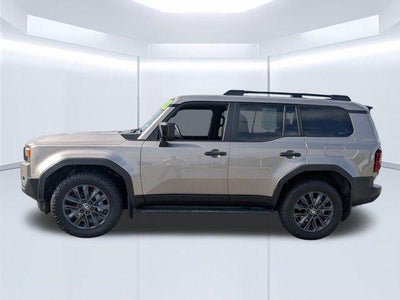 2025 Toyota Land Cruiser Base PREMIUM