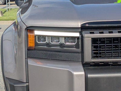 2025 Toyota Land Cruiser Base PREMIUM