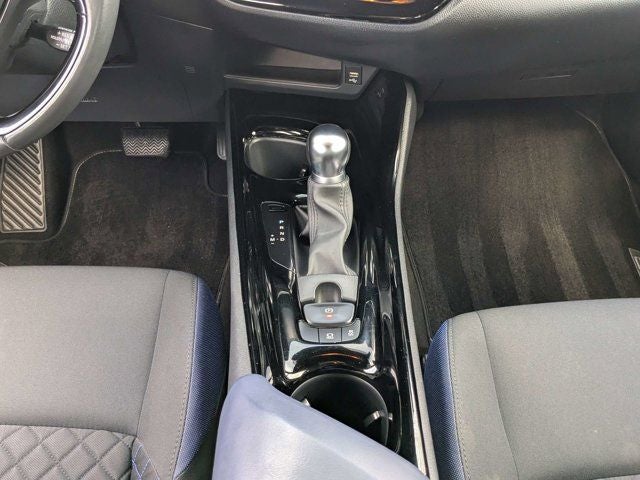 2022 Toyota C-HR XLE