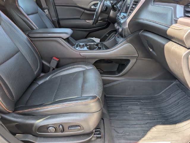 2021 GMC Acadia AT4