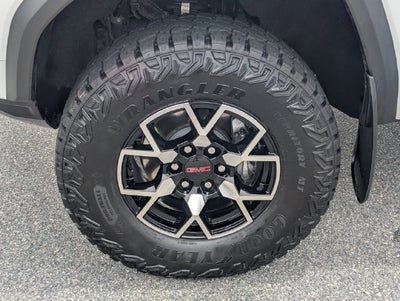 2024 GMC Canyon AT4X