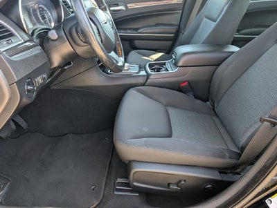 2021 Chrysler 300 Touring