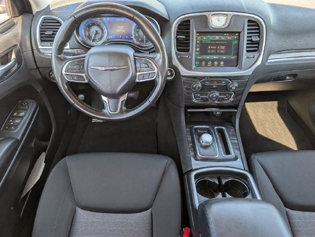 2021 Chrysler 300 Touring