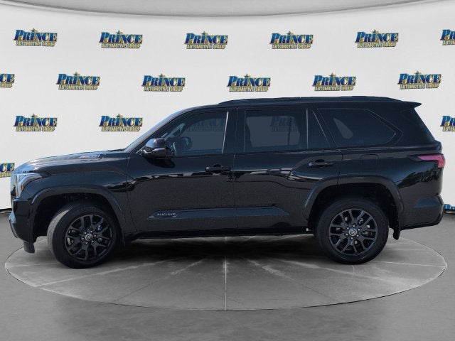 2023 Toyota Sequoia SR5