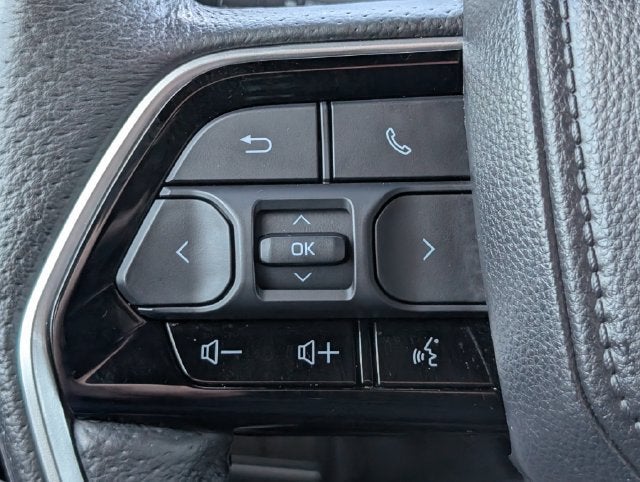 2023 Toyota Sequoia SR5