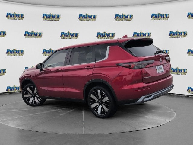 2025 Mitsubishi Outlander SE